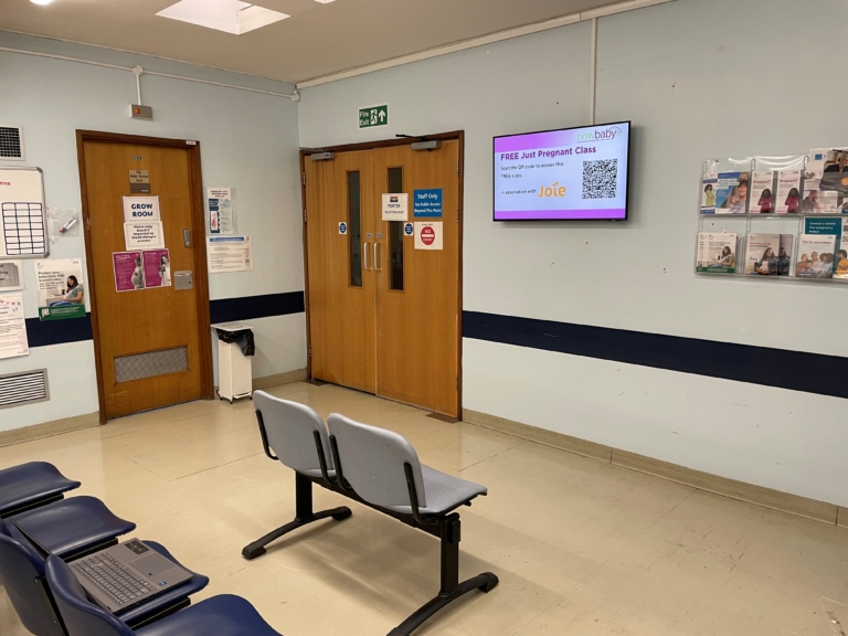 Basildon Hospital - Screen from Right