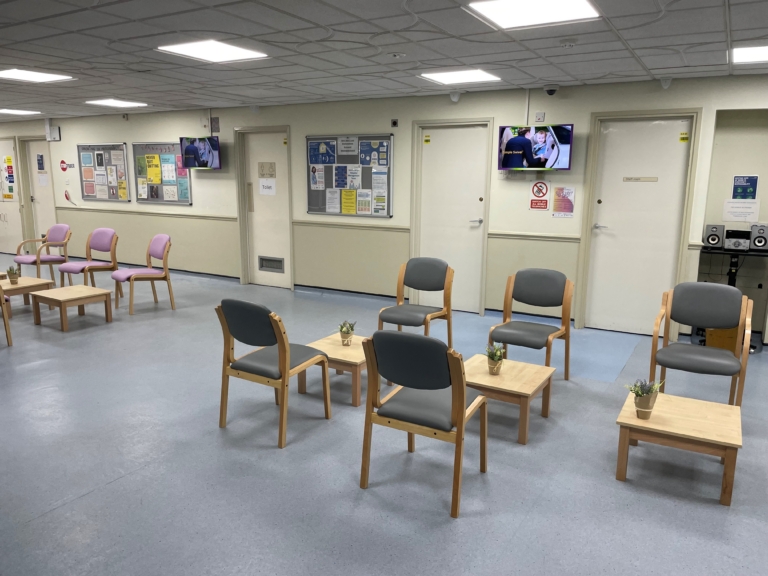 Trafford General Hospital - Both sceens
